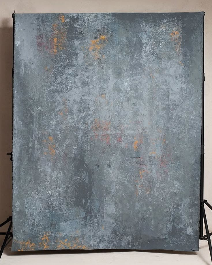 Backdrops: mini hand panted canvas backdrops in different colors